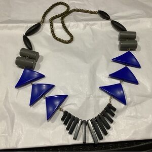 Vintage David Aubrey longer necklace, beautiful!